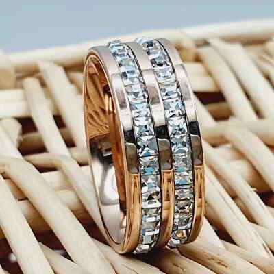 Anillo de boda para hombre y banda de titanio conjunto de canales anillo de titanio de oro rosa Foto 1 de 4