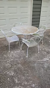 Vintage White Wrought Iron Patio Furniture Set Table & 4 Back Chairs - Picture 1 of 19