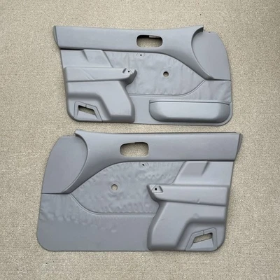 92 93 94 Geo Metro Door Panels for 4 Door Hatchback LIGHT Gray L&R Foto 1 de 4