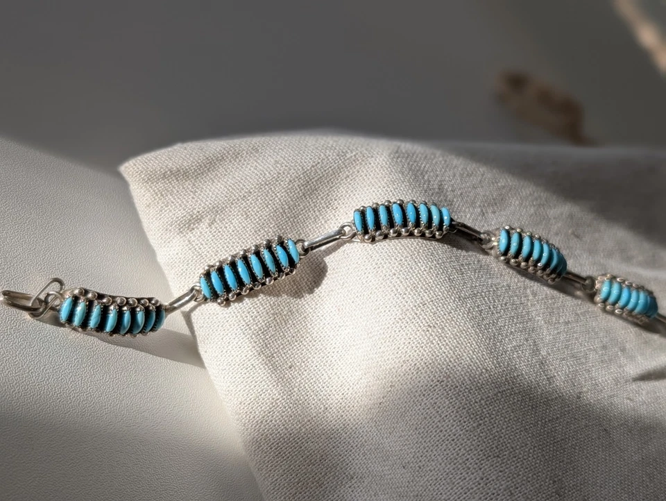 Zuni J.H. Owaleon sterling needlepoint turquoise link bracelet 7¾" 12g vintage - Image 1 of 4
