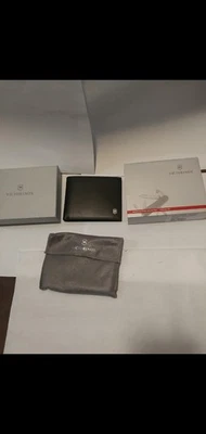 Мужской кожаный бумажник Victorinox Altius Edge Zenon - Изображение 1 из 4