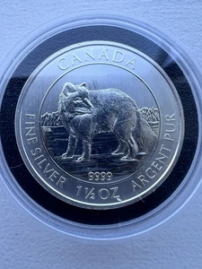 2014 Canada 1.5oz Silver Arctic Fox Coin β .9999 Fine β RCM β Wildlife Series - Picture 1 of 4