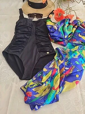 Traje de baño Sunseeker de una pieza para mujer negro talla 10 Foto 1 de 4