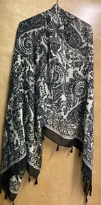 Paisley Print Scarf Tasseled Edge Black and Beige NWT 70 X 36 - Picture 1 of 4