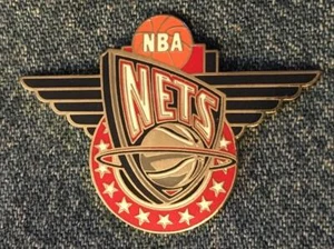 New Jersey Nets Pin ~ NBA ~ Basketball ~ Vintage 1997 by Peter David Inc. - Foto 1 di 3