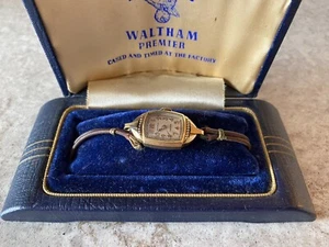 RARO Vintage WALTHAM PRIEMIER Damas RELOJ en Caja Original (El reloj no enrolla) - Imagen 1 de 10