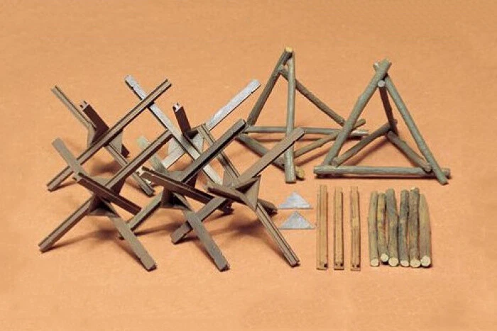 Tamiya 35027 Barricade Set 1/35 Scale Model Kit for Dioramas - Image 1 of 1