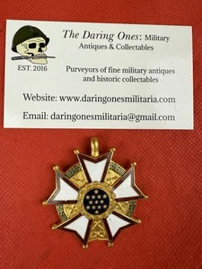 Original WW2 US Legion Of Merit Enameled Medal  - Picture 1 of 4