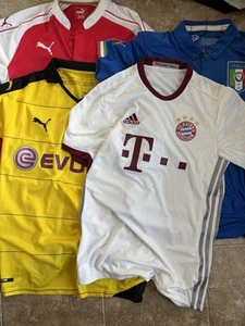 Medium Soccer Jerseys - Picture 1 of 1