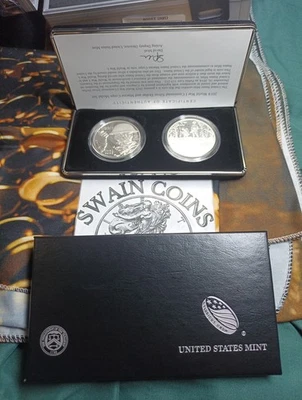 2018 World War I Centennial Silver Dollar & *MARINE CORP* Medal (2 Coin) Box COA - Image 1 of 3