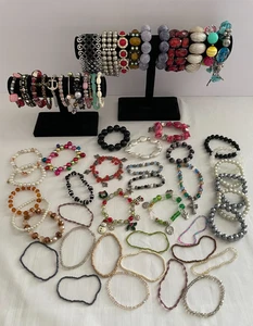 Konvolut Vintage bis jetzt Modeschmuck Stretch elastische Armbänder Materialmix - Bild 1 von 22