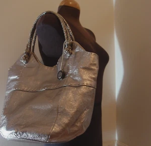 The Sak Metallic Gold Leather Shoulder Medium Bucket Tote/Bag Interior-Purple - Picture 1 of 16