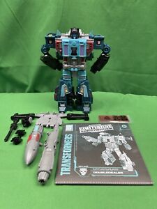 Transformers War for Cybertron Earthrise Leader Class Doubledealer - Complete