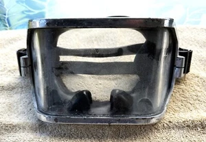 VINTAGE 1950'S U.S. DIVERS "AQUA LUNG" WRAP-A-ROUND MASK - Picture 1 of 4