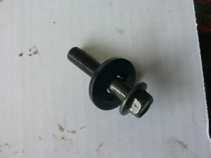 01 Honda CBR600 F4i Crankshaft End Bolt from Stator Side - Picture 1 of 1