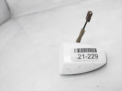 Antena de techo Nissan Frontier 28228-Ea10a 2005-2015 - blanco nube Foto 1 de 4