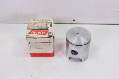 Yamaha AT2 MX 1972 1973 nuevo fabricante original primer pistón 318-11635-00 Foto 1 de 4