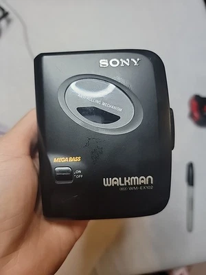 Reproductor de casete Sony Walkman WM-EX102 - PROBADO/FUNCIONA Foto 1 de 4