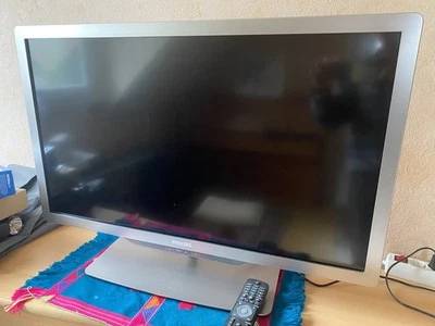 Fernseher 37 Zoll, Philips ambilight - Bild 1 von 4