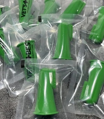 Vet’s Best Dog Dental Care Finger Brush Lot of 10 - Image 1 of 4