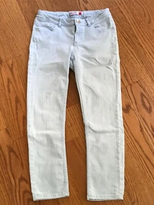 So Girls Light Blue Adjustable Waist 5 Pocket Capri Crop Pants Size 12 VGUC - Picture 1 of 2