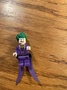 Lego Batman Película 2017-30523 Minifigura El Joker con Cola Camisa - Imagen 1 de 3