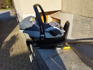 Babyschale Maxi Cosi mit Auto Isofix - Bild 1 von 6