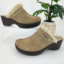 suede crocs clogs