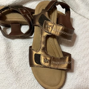 Clarks Collection verstellbare Ledersandalen Roseville Mae Bronze Gr. 11 Beachy - Bild 1 von 9