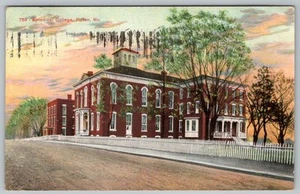 Postal de valla blanca de piquete de Fulton Missouri 1910 Synodical College - Imagen 1 de 2