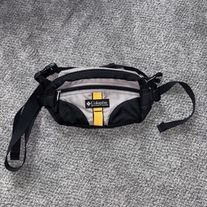 Columbia Fanny Waist Belt Bag Pack Adjustable Belt Hiking Hunting Black Gray - Picture 1 of 6