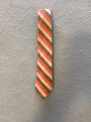 Corbata vintage Cambridge Classics 100 % lana de cordero a rayas roja y gris Escocia Foto 1 de 4