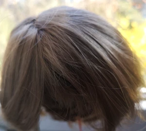 Puppenperücke von Glorex mit Pony, Pagen kurz, KU 28-29 cm, rotblond - Bild 1 von 3