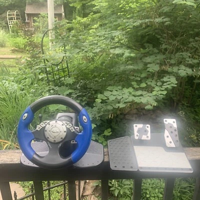 Intec G5285-E Racing Steering Wheel & Pedals For PS1/PS2 Xbox Game Cube *EUC* - Image 1 of 4