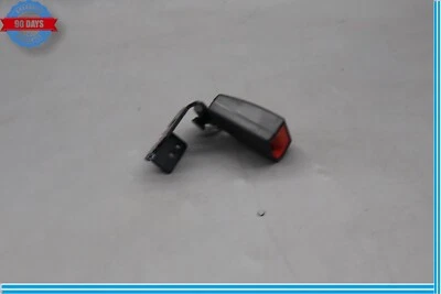 10-17 梅赛德斯 W204 C250 左后安全带安全带安全带扣端 Oem — 第 1/4 张图片