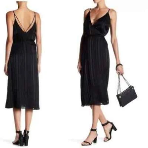 J.O.A. Sexy schwarzes Halstuchkleid neu ohne Etikett XS schwarz silber - Bild 1 von 9