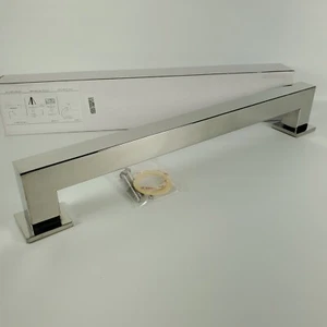 Wingits Infinite Squared 18" Shower Grab Bar Polished Stainless Steel - Picture 1 of 6