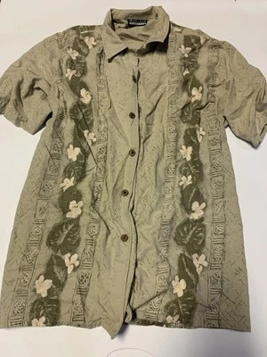 Men’s Vintage Short Sleeve Button Up Shirt 100% Silk Size XL Montage Collection  - Image 1 of 4