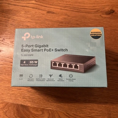 TP-Link TL-SG105PE 5-Port Gigabit smart PoE Switch New & Sealed - Image 1 of 4