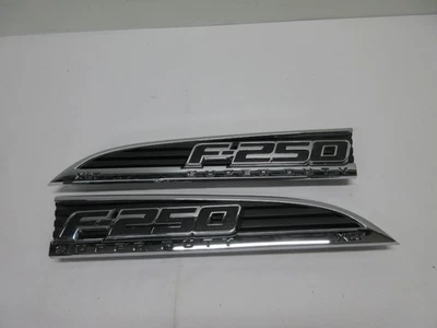 Juego de insignias emblema lateral capó guardabarros delantero OEM 2011-2015 FORD F-250 SUPER DUTY XLT Foto 1 de 4