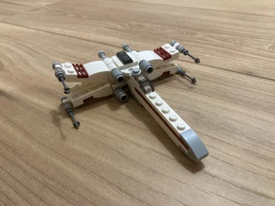 Lego Star Wars 30654 X-wing de Luke Skywalker collector - Photo 1/4