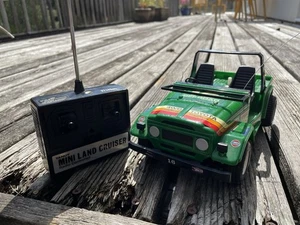Tandy Vintage Battery Remote Control Car 4x4 - Picture 1 of 14