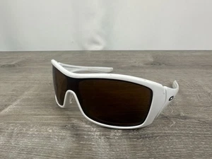 Oakley FORSAKE OO9092-02 Womens White Oversized Wrap Sunglasses FRAME ONLY - Picture 1 of 8