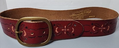 Cinturón Boho Abercrombie & Fitch Cuero Vino Rojo Tooled Flor Talla 36 Foto 1 de 4