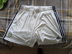 Leeds United Home Shorts Adidas White 2XL 2023-24 - Picture 1 of 2