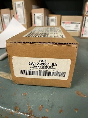 Pastillas de freno Ford 6W1Z-2200-BA 2003 Crown Vic Lincoln Town Mercury Marquis NOS Foto 1 de 2