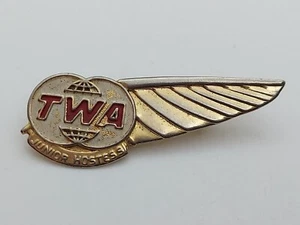 TWA ( Trans World Airlines ) - JUNIOR HOSTESS badge pin USA air company plane - Picture 1 of 2