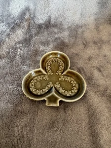 Ceramic Shamrock Trinket Tray by Wade Co Armagh with Impressed Back Stamp - Picture 1 of 3