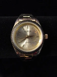 Ladies HILTON watch round face gold-tone link bracelet band quartz analog womens - Picture 1 of 6