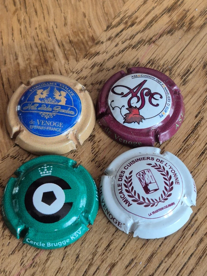 capsule de champagne de venoge lot de 4 differentes rare - Photo 1/1